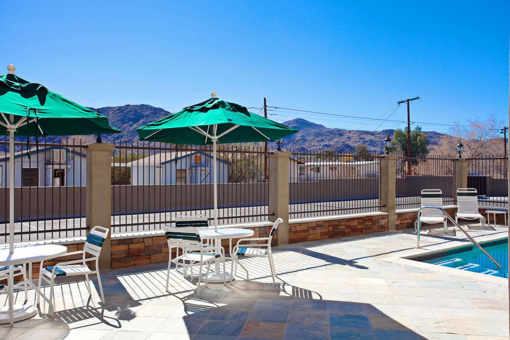 Holiday Inn Express Hotel & Suites Twentynine Palms By Ihg Ресторан фото